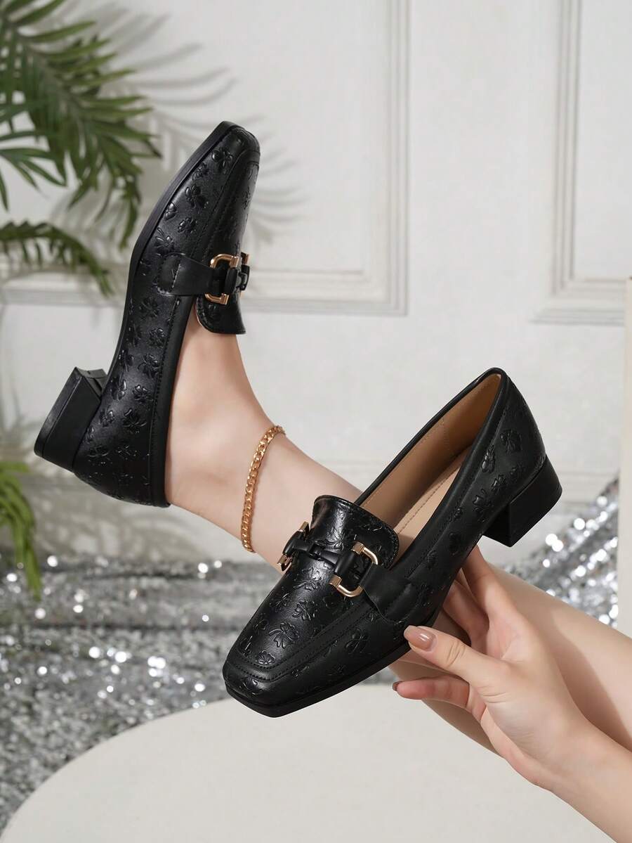 Mocasines planos cómodos y casuales de estilo británico retro para mujeres, adecuados para el transporte