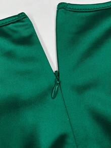 RNU Abito aderente in satin con paillettes, scollo a V, maniche a lanterna, patchwork, fiocco e dettaglio attorcigliato sulla parte anteriore, adatto per appuntamenti, discoteche, strade, San Valentino, Carnevale, compleanni, feste, Capodanno, primavera/estate, come abito da ospite per matrimoni o feste - Verde Scuro - Visualizzare 10