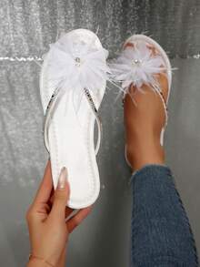 夏季新款法式人字拖，饰以彩色水钻花朵，优雅时尚，休闲舒适，适合约会、旅行、通勤等场合。 - 白色 - 查看 1