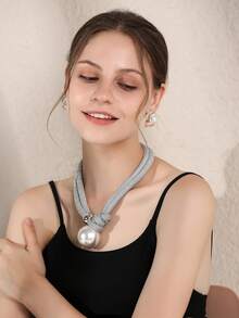 Faux Pearl Decor Necklace - Black - View 4