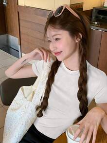 女士白色短袖 T 恤，夏季休闲圆领修身时尚美式短款上衣 - 白色 - 查看 10