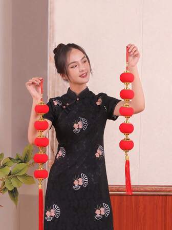 1个红色灯笼，节日装饰绿色植物迷你红色灯笼挂饰，婚礼新年龙年植绒装饰，适用于花园、商场、家居装饰、庆祝活动