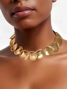 1 pieza Collar gargantilla de mujer de moda con textura de metal exagerada, patrón geométrico elíptico martillado y cilindro de metal empalmado