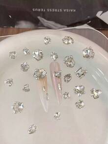 5Pcs/30Pcs/50Pcs Mixed Size Luxury Nail Rhinestone Decorations, New Sparkling Alloy Stacked Rhinestone, Crystal Oblique Heart & Square Nail Charms, Diy Nail Supplies Nails Nail Gems