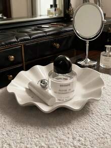 1/2Pcs Ruffled Wave Ceramic Tray (8.07*7.48Inch) | White Scallop Style For Jewelry Organizer & Indoor/Outdoor Decor Gifts For Women,Mum Gifts,Gifts,Flowers,Stamen,Diy,Room Decor,Bedroom Decor,Plants,Wedding Decirations,Gifts For Girlfriend,Flower Box,Crochet Flowers,Bridal Bouquet,Wedding Flowers, - Multicolor - View 1