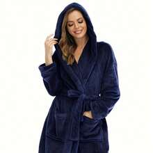 1pc Coral Fleece Bathrobe With Hood For Women, Super Soft, Absorbent, Skin-Friendly, Suitable For Bathroom, Gym, Hotel, Beach Vacation, Must-Have For Home And Travel, The Perfect Gift For Everyone Summer Wedding Home Bathroom Decor Back To School