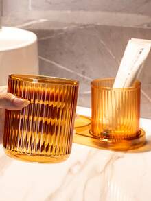 2 Pieces Transparent Minimalist Mouthwash Cup Set, Bathroom Accessory Set - Couple Mouthwash Cup Set, Transparent Design, Suitable For Home And Travel. Light Luxury Couple Wash Cup And Dental Cup Set. Bathroom Tools, Household And Daily Necessities, Convenient And Practical