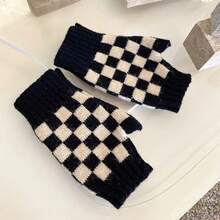 Checkered Black And White Fingerless Gloves, Polyester Knit Fabric, Hand Wash Only, Fall/Winter Unisex Half-Finger Wrist Warmers - Checkerboard - View 2