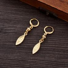 1 Pair Golden Color Elegant Small Cute Earrings, Leaf/Tree/Geometric Design, Suitable For Women, Graceful European & American Style, African Arabian Daily, Party, Birthday, Wedding, Jewelry Gift