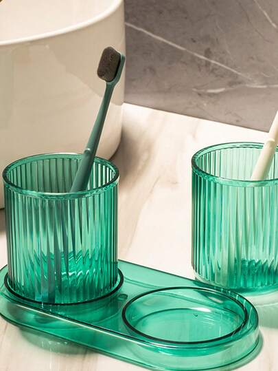 2 Pieces Transparent Minimalist Mouthwash Cup Set, Bathroom Accessory Set - Couple Mouthwash Cup Set, Transparent Design, Suitable For Home And Travel. Light Luxury Couple Wash Cup And Dental Cup Set. Bathroom Tools, Household And Daily Necessities, Convenient And Practical