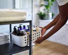 Joseph Joseph EasyStore - Slimline Bathroom Essentials Storage Basket Organiser With Moveable Pot And Divider, Ecru - Large Pack of 1 - 查看 5