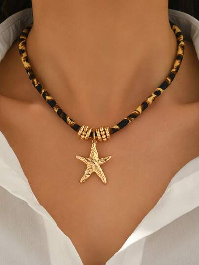 1 pieza Collar colgante de mujer con estilo de océano para otoño/invierno, colgante de estrella de mar de metal bohemio retro, collar gargantilla simple con estampado de leopardo, accesorio versátil casual para la playa y vacaciones