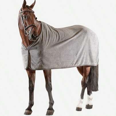 1PC Winter Warm Single Layer Velvet Warm Horse Clothing Equestrian Supplies Horse Coat Carpet Back Heart Horse Shawl Medium And Large Horses