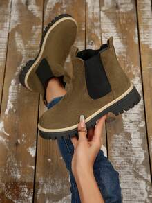 2025 Stivali casual da donna taglia forte per autunno/inverno, stile coreano con pull-on, stivali Chelsea, stivali corti all'americana