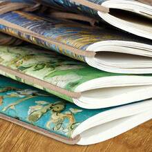 1本梵高素描本-A5复古旅行笔记本，星空图案设计|80页空白页，复古树叶标签和绷带装订，适合手绘、DIY写作、计划，是送给艺术家的完美礼物，也是圣诞礼物的理想之选。 - A5 - 查看 6