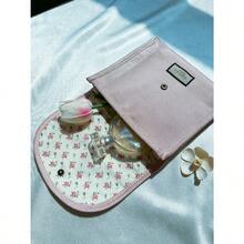 Gucci حقيبة منظم مكياج للنساء، بتصميم حلو وأنيق، قابلة للحمل، مناسبة للاستخدام اليومي، السفر للعمل، السياحة، المدرسة أو العمل، يمكن إهداؤها كهدية لصديقة أو عائلة، وتصلح أيضًا كهدية للمناسبات - بطيخ وردي اللون - مشاهدة 8