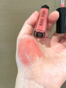 BOBBI BROWN 滋润唇油 - In The Buff - 6毫升/0.2液盎司 - 裸體 - 查看 7