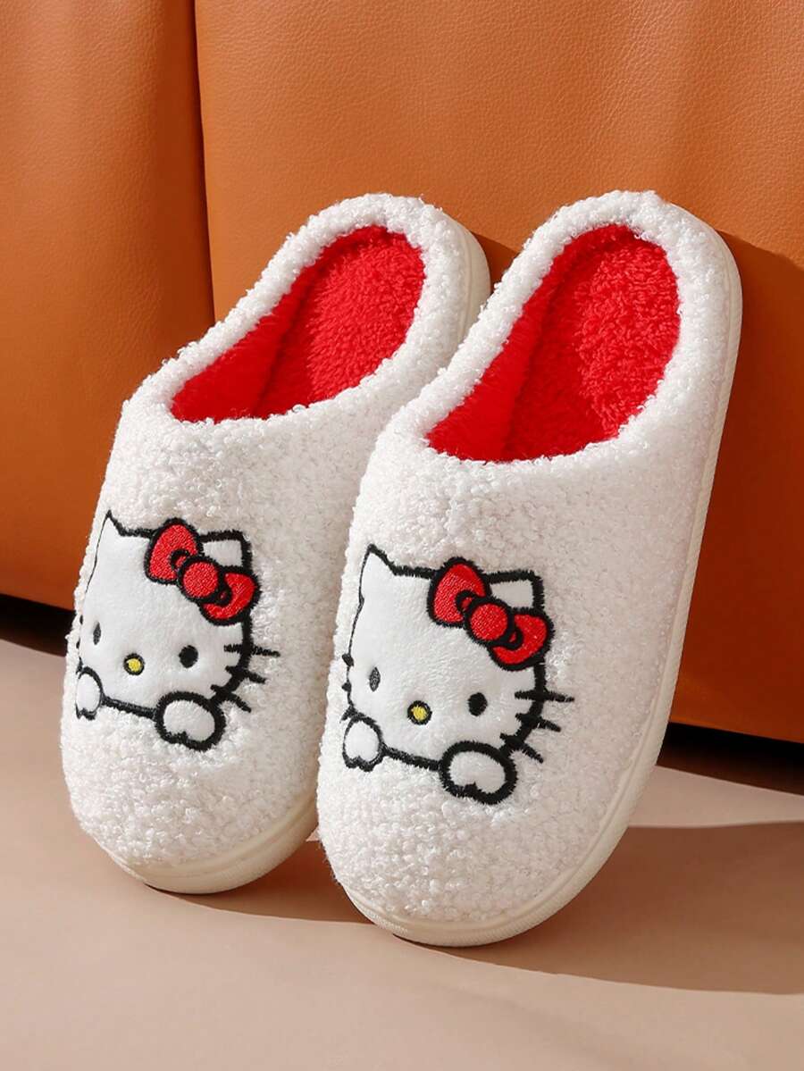 SANRIO 冬季新款 - 蝴蝶结猫爪刺绣侧缝圆头套脚女式拖鞋，可爱优雅的猫咪主题拖鞋，女士室内拖鞋，保暖加厚绒面内里，适合成年女性日常休闲室内卧室客厅穿着，也可作为派对拖鞋、妇女节拖鞋、节日礼物（尺码偏小，建议选购大一码）