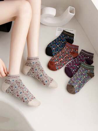 5双花卉乡村风格学生中筒袜