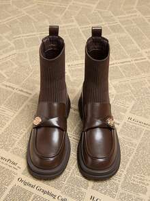 2025新款秋冬女靴，厚底弹力修身踝靴，英伦风保暖内衬踝靴 - 棕色 - 查看 4