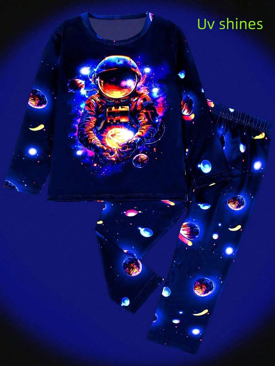 Set de 2 piezas Pijama con cuello redondo y estampado de astronauta para niños pequeños, brilla con luz UV, ropa de estar en casa para niños, para todas las estaciones - Multicolor - Ver 1