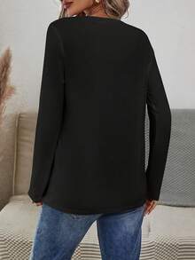 Disney IP Licensed Women's Long Sleeve T-Shirt, Minnie Mouse Icon, Bow Cartoon Print, Crew Neck, Stretchy, Suitable For Daily Wear, Easy Care Material, Fashionable Casual Women's Long Sleeve T-Shirt, Spring/Autumn/Winter - Black - View 4