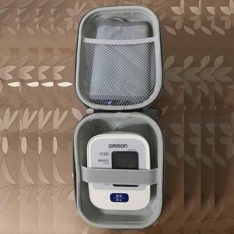 CASE ONLY Nylon Carrying Case With Handle For Omron Upper Arm Blood Pressure Monitor, Large Capacity (All Gray) Medicine Bag Pill Box Pill Case Pill Containers Hospital Bag First Aid Kit Medicine Organizer Medicine Storage Bag Portable Travel Essential Cruise Essentials Vacation Essentials