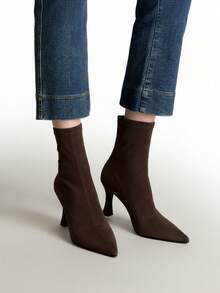 2025秋冬新款棕色高跟踝靴，女士百搭法式尖头弹力绒面革修身靴，酒红色鞋跟 - 棕色 - 查看 5