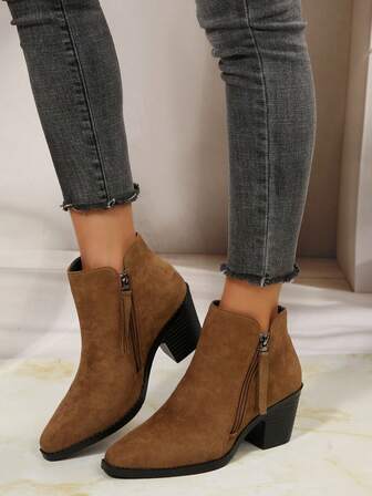 2025 European And American Autumn/Winter New Suede Boots Women, Thick Heel Side Zipper Plus Size 43 Short Boots