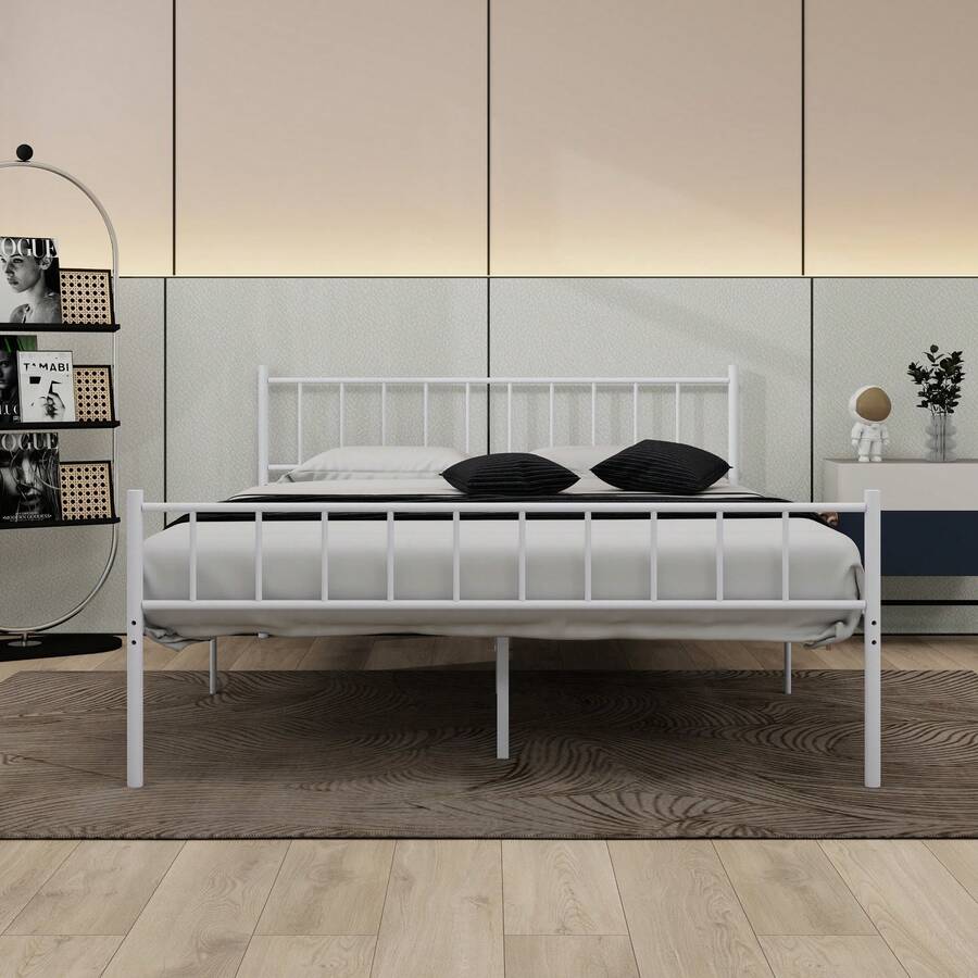 Black Classic Metal Bed Frame Platform Mattress Foundation With Classic Style Iron-Art Headboard And Footboard,Under Bed Storage,No Box Spring Needed - 白色 - 查看 1