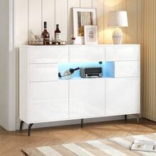 Modernes Sideboard 140 cm mit LED-Beleuchtung »Aura<< – Hochglanz-Weiße Kommode mit 3 Schubladen, 5 Schrankfächern & Metallbeinen – Elegantes Wohnzimmermöbel aus MDF