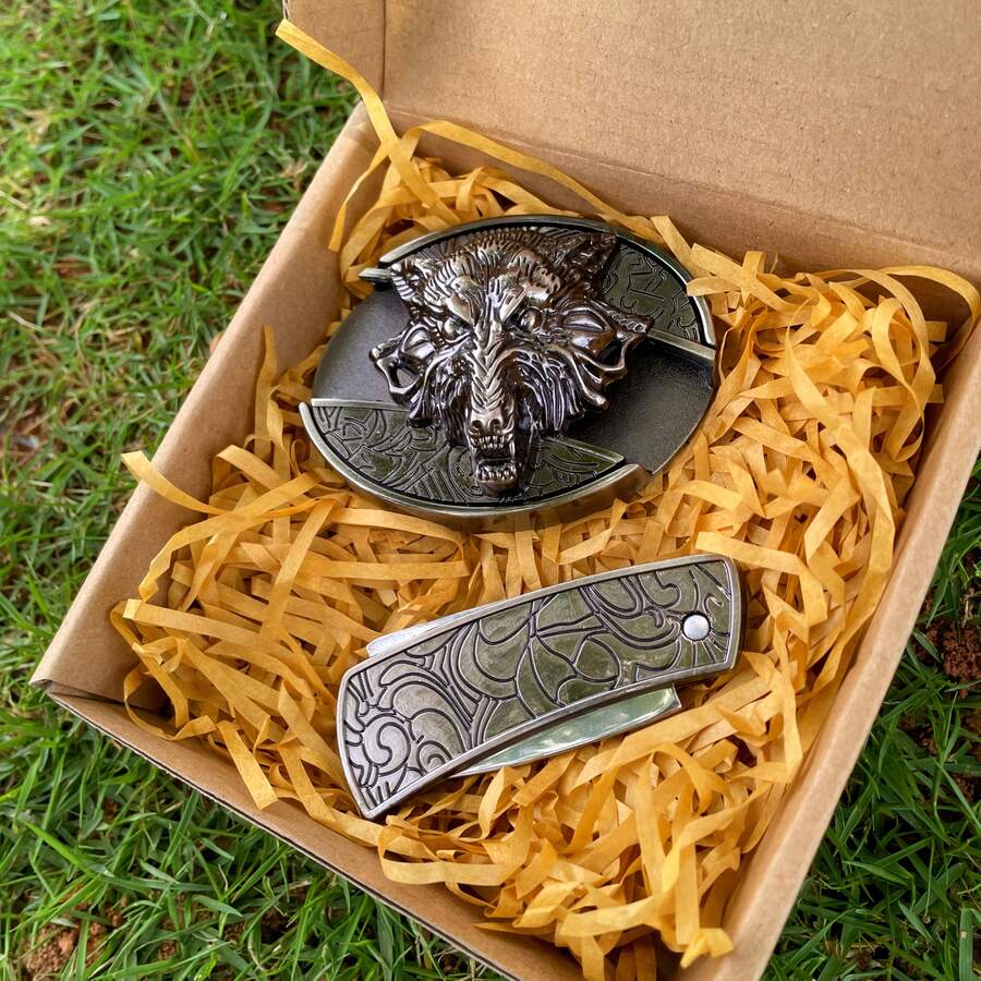 Zinc Alloy Belt Buckle With Multiple Patterns, With Small Folding Knife, Suitable For Camping, Hunting, Barbecue, And Other Outdoor Activities, Perfect Gift For Both Men And Women, Knife, Camping Knife, Camping Equipment And Tools. - 撲克 - 查看 1