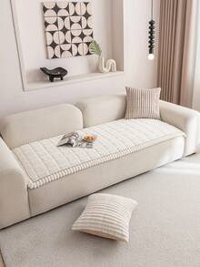 1 件加厚毛绒沙发套，提花绗缝工艺，温暖柔软，宠物友好，防尘防刮，适合所有季节，适用于 1/2/3/4 座沙发 - 米色 - 查看 3