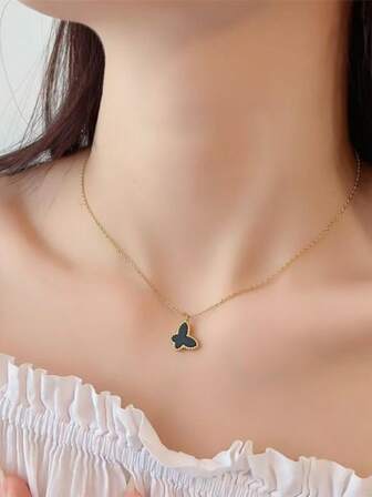 1pc Niche Design High-End Butterfly Necklace, Gold-Plated Titanium Steel Double-Sided Mother-Of-Pearl Butterfly Necklace & Bracelet, Suitable For Women's Daily Wear