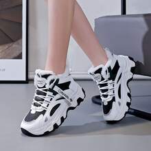 Women Wedges & Flatform - Black - View 6