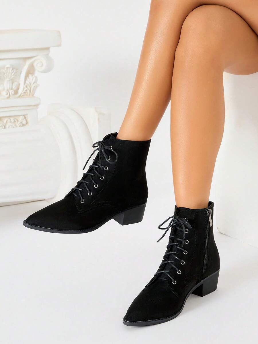 Bottes de mode pour femmes automne/hiver, nouvelles bottes de cheville vintage avec boucle en métal, bottes en daim synthétique à bout pointu et talon épais, bottes de navettage polyvalentes rétro avec fermeture éclair latérale, bottes de cheville bordeaux - Noir - Voir 1
