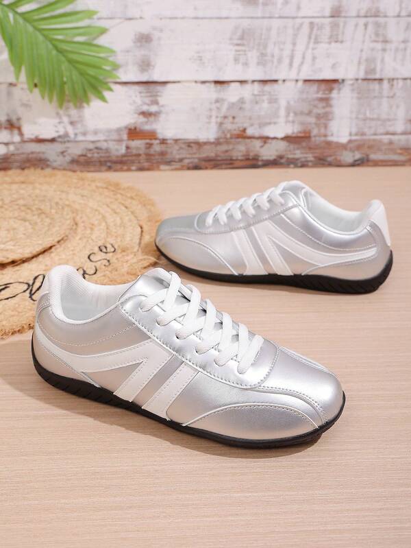 1 Pair Women's Solid Silver Color Casual PU Leather Lace-Up Round Toe Sports Sneakers, Suitable For Various Sports, Soft Rubber Outsole, All Season