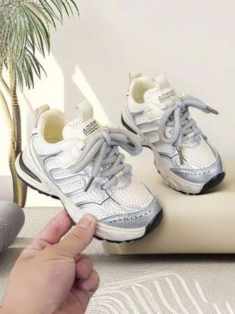 Zapatillas de tenis para niñas, zapatos deportivos de plataforma para niños, zapatos deportivos transpirables de moda casual y para caminar al aire libre