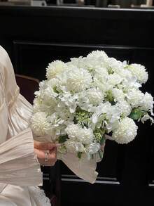 1/2 Stücke künstlicher weißer Blumenstrauß, simulierte Rosen und Pfingstrosen, künstliche Seidenblumen, lebensechte Sträuße mit Grünpflanzen, geeignet für Hochzeiten, Tischdekorationen, Weihnachten, Thanksgiving, Valentinstag Dekorationen, Schlafzimmer, Wohnzimmer, Badezimmer, Heimdekoration, Blumengestecke, Restaurants, Braut-Hochzeitssträuße und Feiertags-Dekorationen