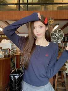 Women's Elegant Korean Style Gray Embroidered Long Sleeve Knit Top, Designed For Spring And Autumn