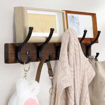 Perchero de pared, barra de ganchos de madera rústica con 5 ganchos de metal resistentes, de 17 pulgadas de largo, organizador de entrada ahorra espacio para sombreros, abrigos, bolsas, toallas y llaves, decoración de pared estilo granja, ideal para pasillo, cuarto de servicio, apartamento, alternativa de estantería de pared, fácil instalación en la pared, ganchos de hierro duraderos con acabado de madera natural cálida, colgador de pared versátil para abrigos, bufandas, bolsas, mochilas y accesorios, mantiene las tareas ordenadas y listas para usar