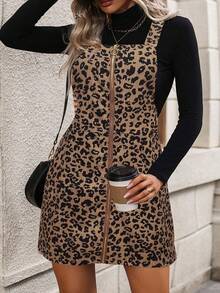 Plus Size Women Leopard Print Pocket Zipper Casual Suspender Skirt