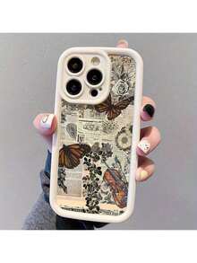 Una funda de TPU con estampado de periódico vintage que presenta una mariposa animal blanca antigua de bambú alto, diseñada para una protección completa y ajuste preciso para los modelos de Apple 6/7/8/X/Xs/Xr/Xs Max/11/12/13/14/15/16 Pro Max. Funda con impresión HD - Blanco antiguo - Ver 2