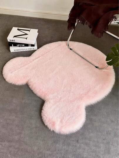 1pc Panda Shaped Pink Plush Carpet, Warm Irregular Floor Mat For Bedroom, Sofa Cushion, Bedside, Simple Solid Color Indoor Decor Mat, Creates Cozy Home Atmosphere, Suitable For Sofa, Sofa Edge, Bedside, Bay Window And Other Areas, Decorative Carpet, Bedroom Decor, Small Rug, Carpet, Home Decor