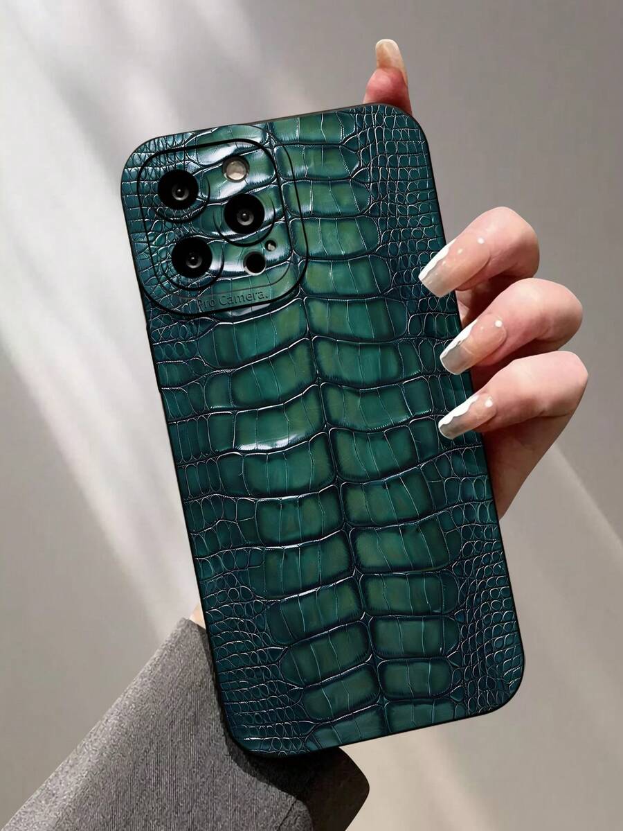 1pc Vintage Crocodile Texture 2D Printed Classic Fashionable Personalized High-End Stylish Protective Phone Case, Suitable As Birthday, Halloween, Christmas, Holiday Gift For Friends, Family, Couples, Matte Black Full Coverage Dust-Proof Waterproof Compatible With Iphone 17/16/15/14/13/12/11/7/8/Pro/ProMax/PLUS/X/XR/XS/XSMAX/SE3/SE2 - Black - View 1