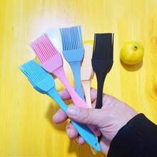 1pc Small Silicone Basting Brush, Heat Resistant, Easy To Clean, FCM Certified, Suitable For Outdoor & Home Use, Portable - Multicolor - View 4