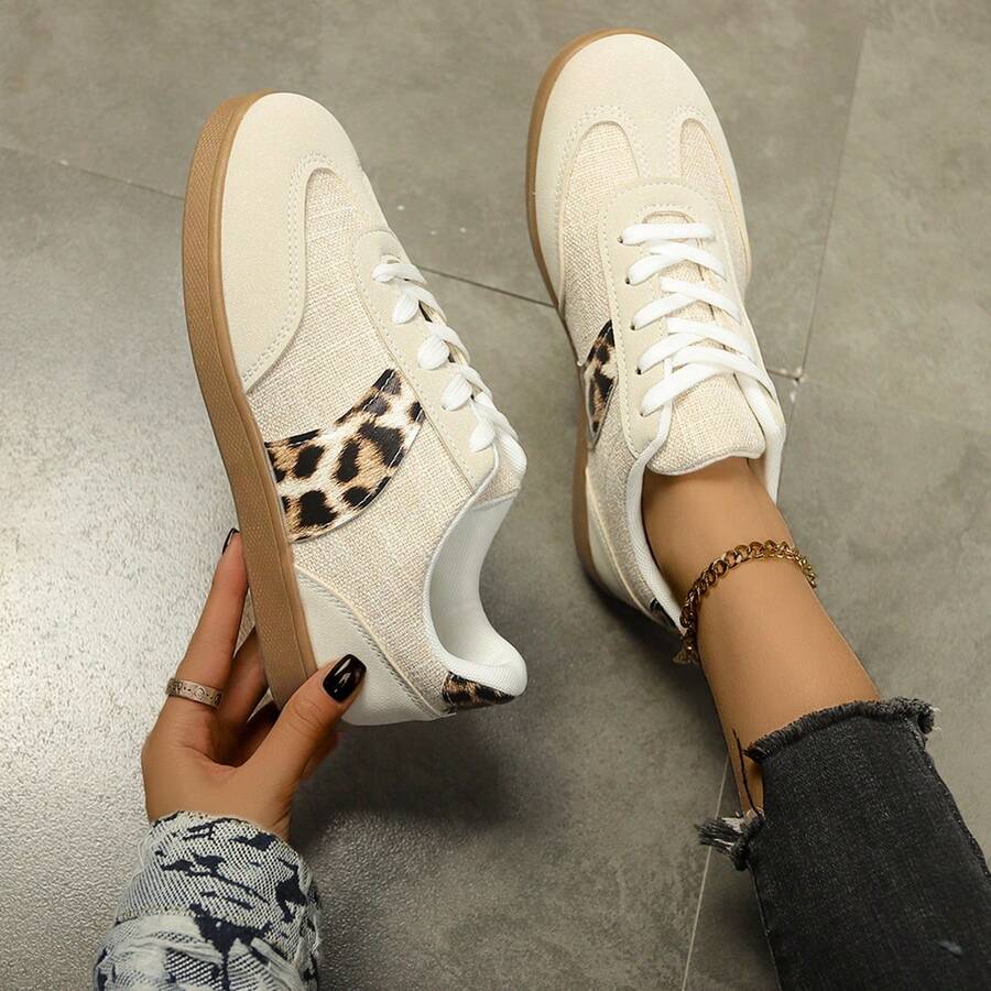 Women's Casual Sports Shoes, New Spring/Autumn Commuting Work Shoes, Lightweight, Soft-Soled, Walking, Comfortable Breathable Slip-On Running Shoes