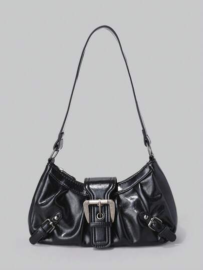 DareSee Y2K复古软皮机车包，铆钉、搭扣、褶皱云纹装饰，肩背/腋下两用，适合工作、通勤、约会、派对、街头等场合，亦可作为日式女包使用，是参加派对、哥特风派对、音乐节等场合的完美之选。