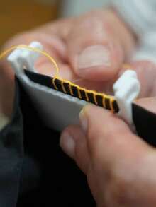 1pc Sewing Hemming Tool, Durable Plastic Edge Binder Presser Foot, Removable & Secure Fit, Suitable For Beginners & Elderly, For Garment Sewing, Fabric Mending, Clothing Care, Assisting Elderly Sewing, Precision Sewing Equipment, DIY Sewing Accessories, Ergonomic Design, Smooth Surface - Multicolor - View 9