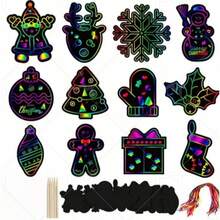 12 قطعة من لوحات الفن بالخدش للكريسماس، تشمل رجل الثلج، رجل الزنجبيل، الرنة، الجرس، شجرة ، لوحات الفن بالخدش، ديكورات، كتاب فن الخدش للتعليق، هدايا حفلات ، هدايا للفصول الدراسية (ألوان وأنماط عشوائية)، زينة شجرة